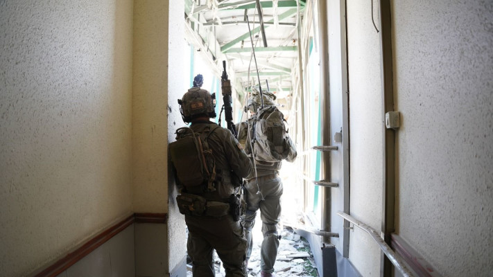 צוות הקרב של יחידת ׳רפאים׳ (רב-ממדית) פועל במרכז רצועת עזה (צילום: דובר צה''ל)