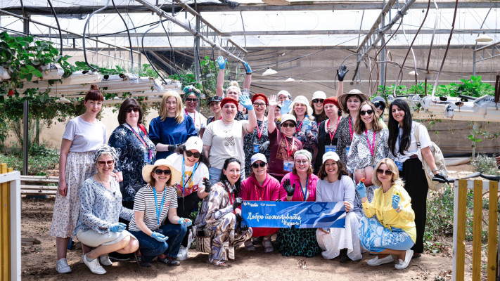 משלחת הנשים בהתנדבות חקלאית  (צילום: אבירם וולדמן מומנטום)
