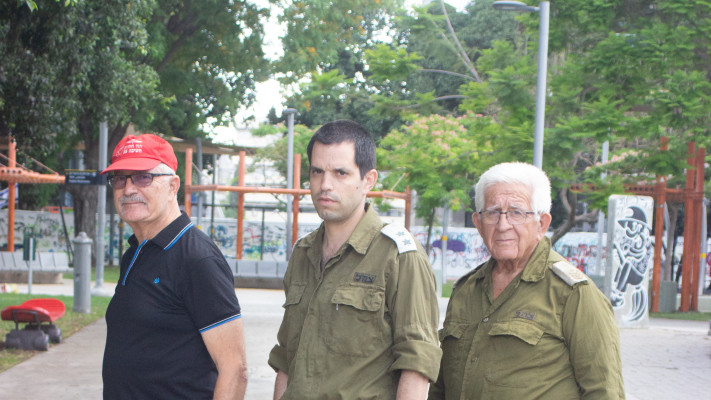 מימין לשמאל: יוסף חגואל, אורי סגל ויעקב חץ (צילום: גבי ריבקין)