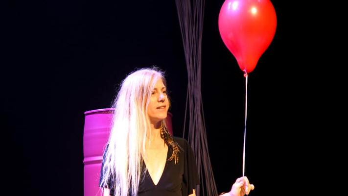 יש לה את זה: אילון נופר - החדשה של אברי גלעד על המסך (צילום: רן בירן)