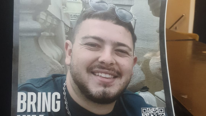 החטוף שחזר במבצע החילוץ של ימ''מ, אלמוג מאיר