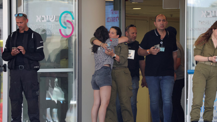 משפחות החטופים 