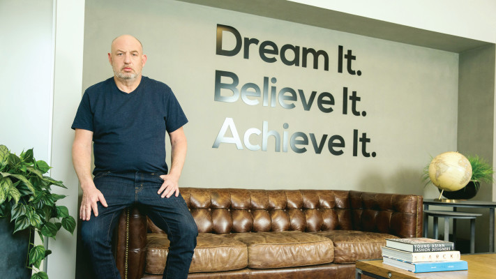 נכנס לשוק הקנדי. הראל ויזל