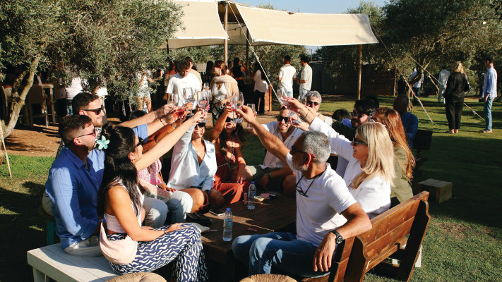 פסטיבל היין במשתלות יגור (צילום: מאור אטיאס)