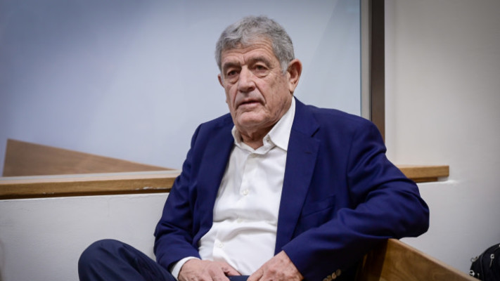מיקי גנור בעדותו בתיק 3000 (צילום: אבשלום ששוני, פלאש 90)