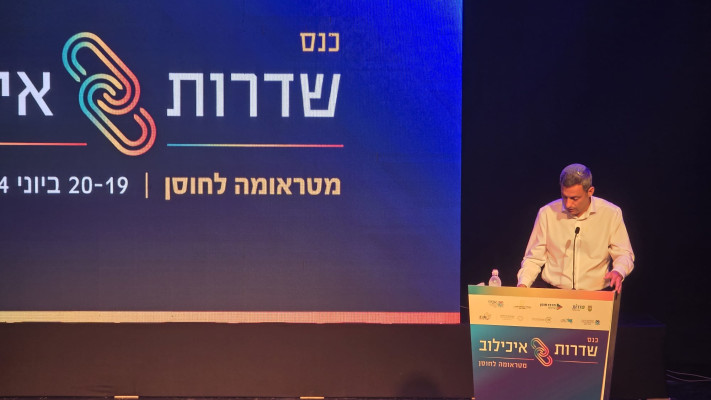 ראש עיריית שדרות אלון דוידי (צילום: באדיבות המצלם)