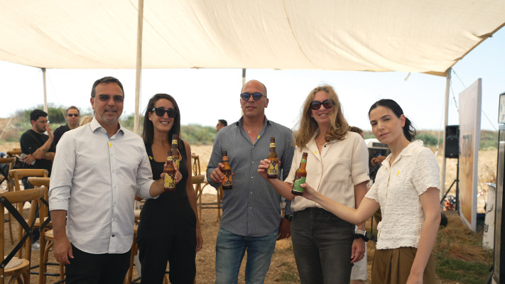 צוות CBC ישראל באירוע. במרכז, המנכל ניר לוינגר