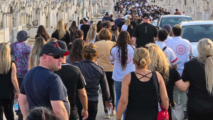 הלוויתו של אמנון מוכתר ז''ל