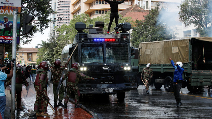 מהומות בקניה (צילום: REUTERS/Monicah Mwangi)