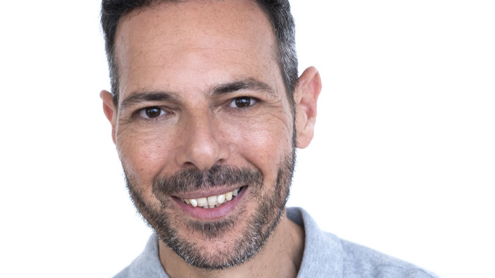 אילן בז'ה, ראש המחלקה לעיצוב אופנה בשנקר