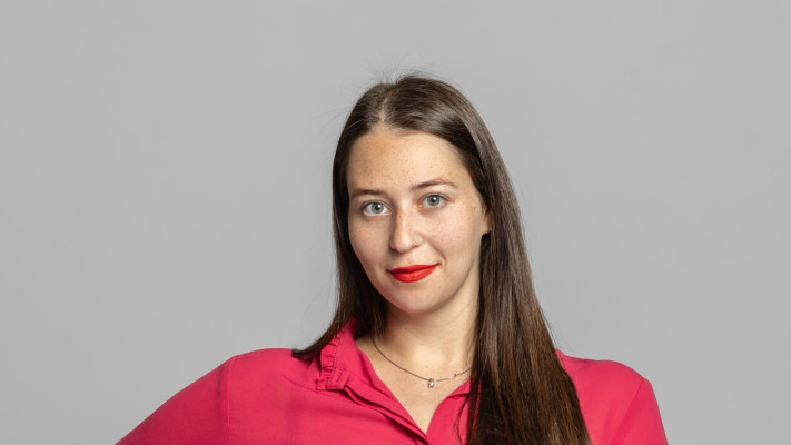 מלי קליגר. האח הגדול