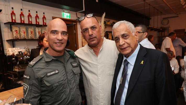 פיני כהן, שגיא הרנוף ונחשון נגלר (צילום: רפי דלויה)