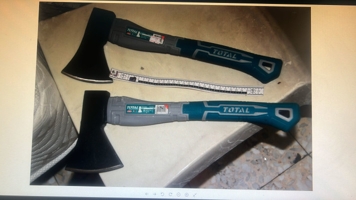 כלי תקיפה אשר נתפסו על ידי השוטרים