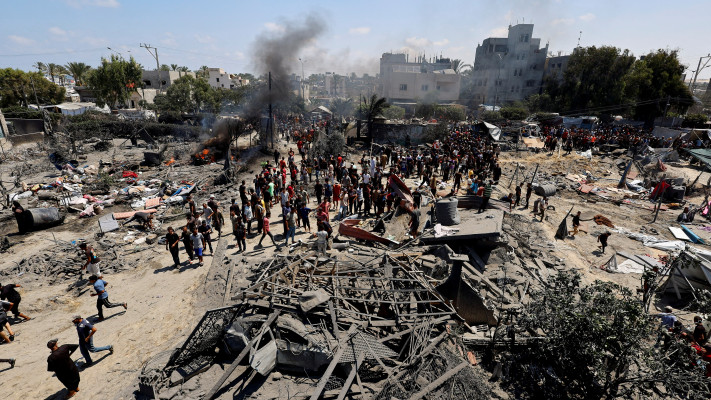 זירת התקיפה בח'אן יונס (צילום: REUTERS/Mohammed Salem)