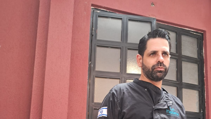 שף דודו לוגסי במסעדת ''לה פסטריה'' בנתיבות