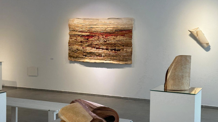 בין השכבות בית קלנג