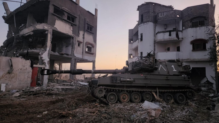 התותחנים בתוך שטח הרצועה 