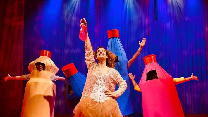 ברבור שחור של תיאטרון דימונה