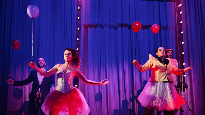 ברבור שחור של תיאטרון דימונה