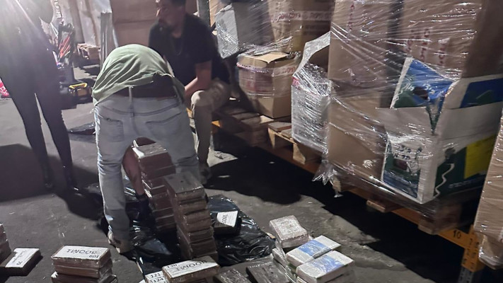 סיכול הברחת קוקאין לישראל (צילום: דוברות המשטרה)