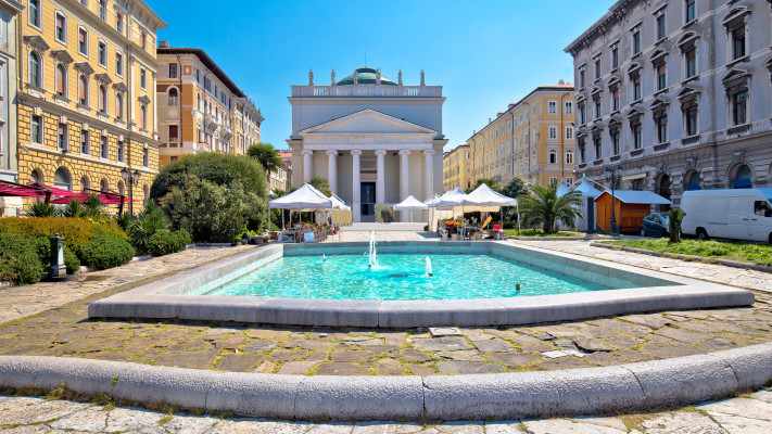 פיאצה סנט אנטוניו נובו, טריאסטה