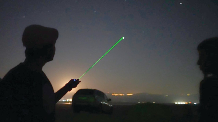 תצפית והדרכת טלסקופים (צילום: מצפה שירת הכוכבים)