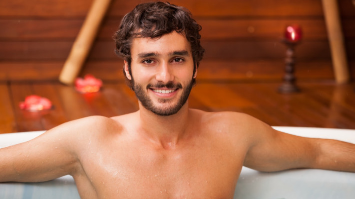 אמבט מי קרח. יתרונות לא ברורים (צילום: iStock)
