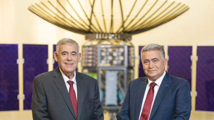 עמיר פרץ, בועז לוי (צילום: התעשייה האווירית)