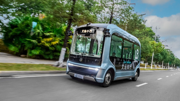 המיניבוס האוטונומי. אישורים בסינגפור והאמירויות