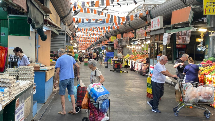יום אחרי הפיצוץ בתל אביב, שוק התקווה (צילום: אבשלום ששוני)