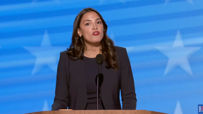 אלכסנדרה אוקסיו קורטז בוועידה הדמוקרטית