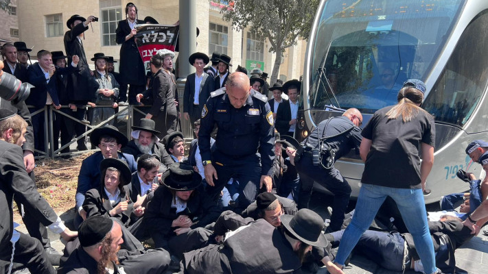 מחאת החרדים (צילום: רחלי קירמה)