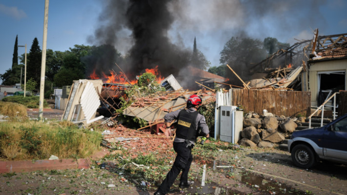 פגיעה ישירה בבית בקצרין