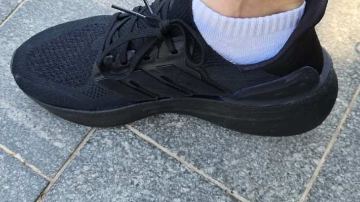 אדידס Ultraboost 5 