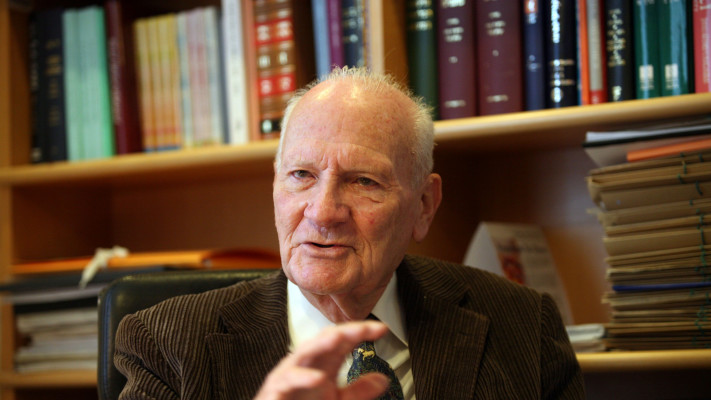 מאיר שמגר, צילום ארכיון