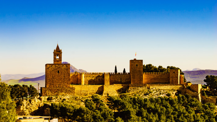 מבצר אלקזבה, מאלגה