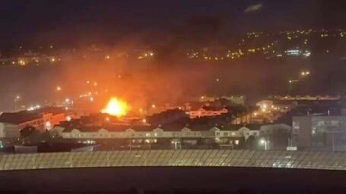 מלחמת רוסיה אוקראינה: שריפה במיקום הפגיעה בבלוגרוד, רוסיה (צילום: רשתות חברתיות)