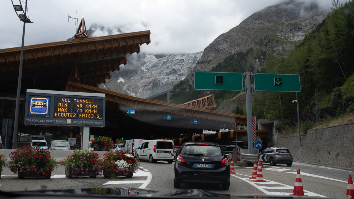 כניסה למנהרת מון בלאן מהצד האיטלקי