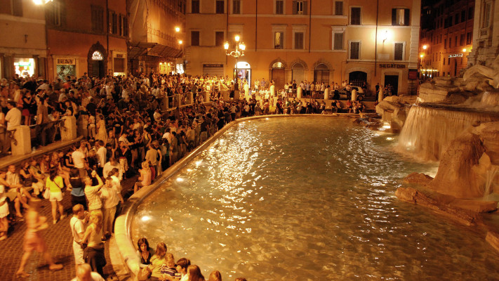 מזרקת טרווי, רומא