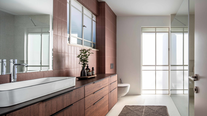 חדר אמבטיה, עיצוב רוני ברטל