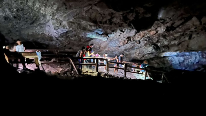 מערת התאומים