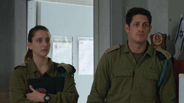 אלונה סער ודור הררי ב''המפקדת'' (צילום: רן מנדלסון: באדיבות כאן 11, בלאק שיפ הפקות סרטים)