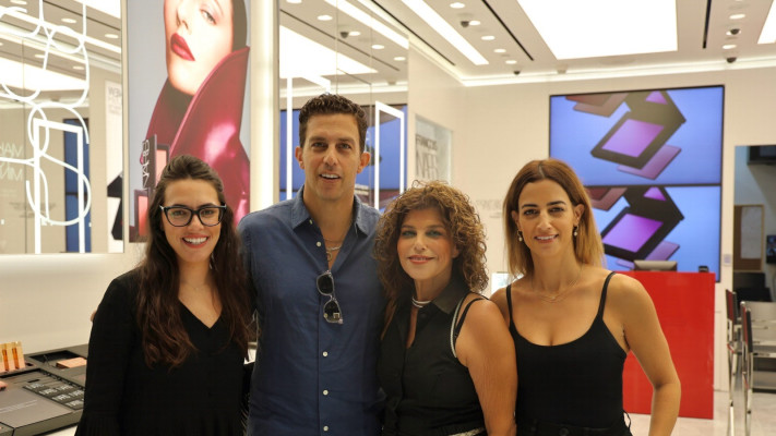 יעל צין בילט, ניצה בילט, אורי בילט ועדי קדם (צילום: גלינה טולצינסקי)