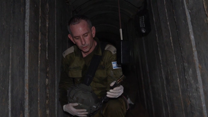 תיעוד מתוך המנהרה בו הוחזקו החטופים