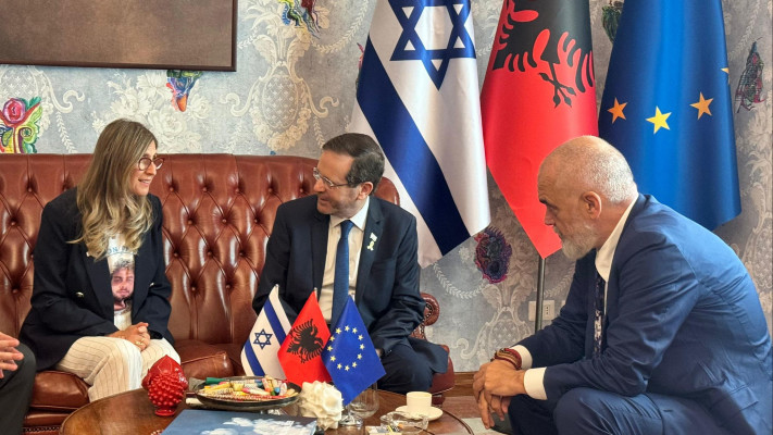 נשיא המדינה, בוז'י הרצוג וראש ממשלת אלבניה, אדי רמה