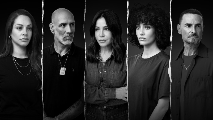 ''מחוברים - החיים במלחמה''