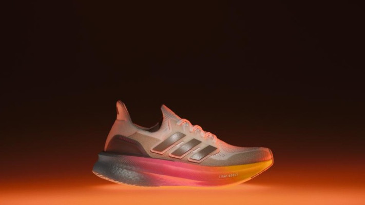 אדידס Ultraboost 5