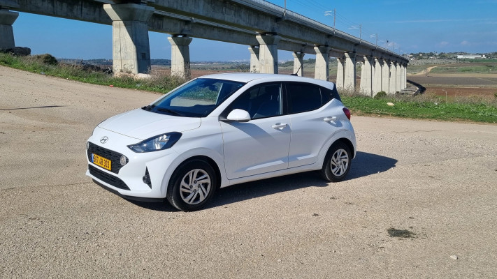 יונדאי i10 (צילום: יצרן)