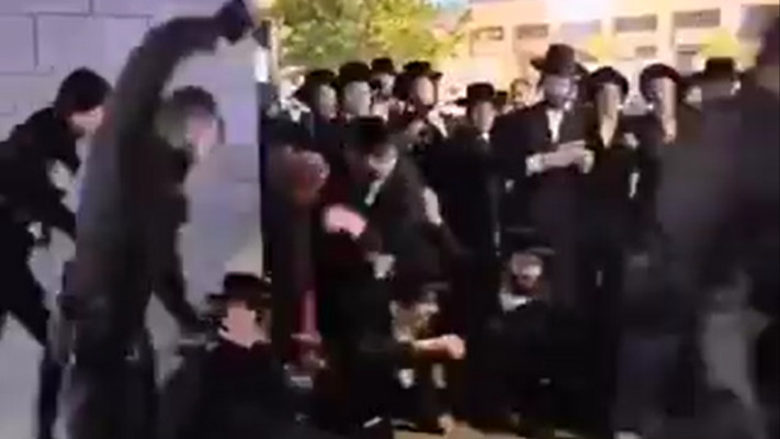 אלימות שוטרים בבית שמש (צילום: שימוש לפי סעיף 27א')