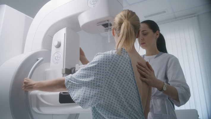 סרטן השד. אחת מכל שמונה נשים תחלה